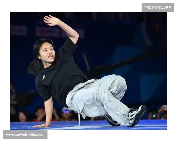 中国霹雳舞小将郭朴世锦赛夺冠，创历史首夺金牌